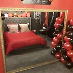 Le Rouge Et Noir *