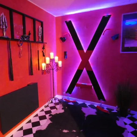 Le Rouge Et Noir شقة بارْ