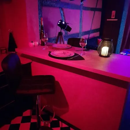 Le Rouge Et Noir