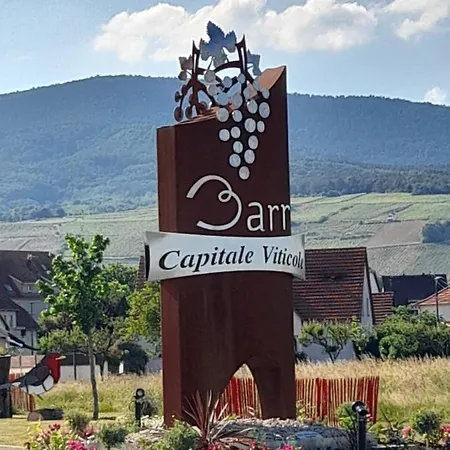 Le Rouge Et Noir * バール