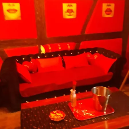Le Rouge Et Noir バール