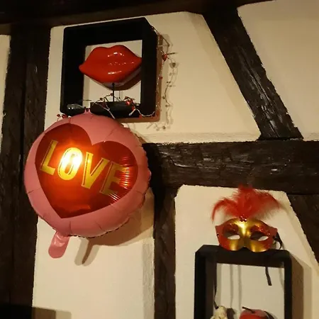 Le Rouge Et Noir بارْ