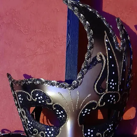 Le Rouge Et Noir * 바