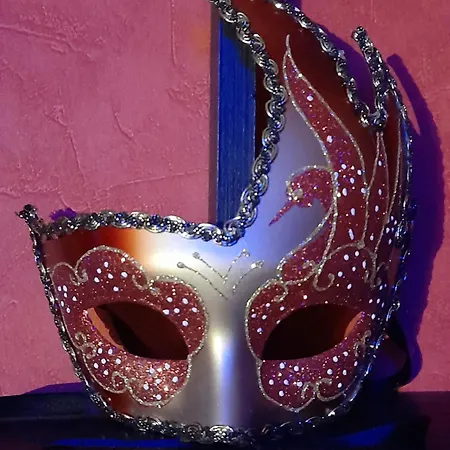 Le Rouge Et Noir * بارْ