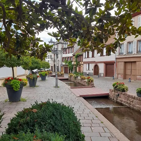 Le Rouge Et Noir Apartament Barr