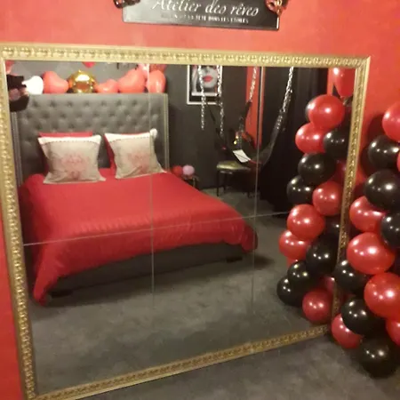 Le Rouge Et Noir *