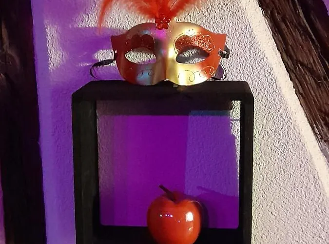 Le Rouge Et Noir Apartment Barr